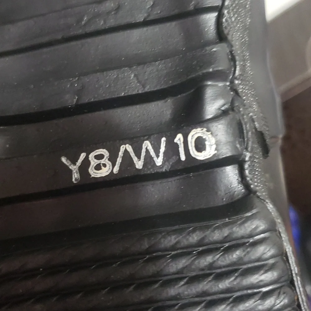 Sorel stylish black